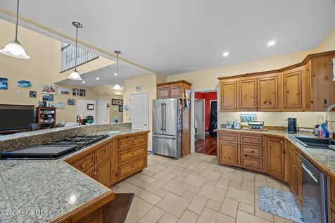 33 Neuse Winds Drive Oriental NC 28571