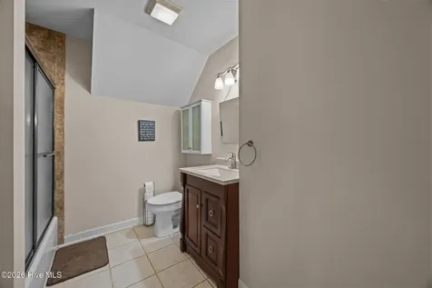 33 Neuse Winds Drive Oriental NC 28571