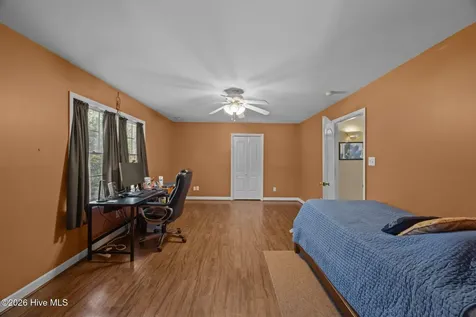 33 Neuse Winds Drive Oriental NC 28571