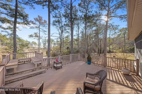 33 Neuse Winds Drive Oriental NC 28571