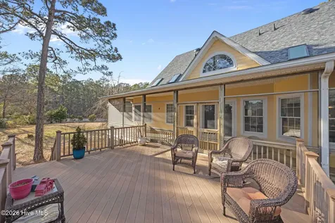 33 Neuse Winds Drive Oriental NC 28571