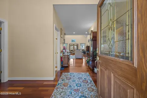 33 Neuse Winds Drive Oriental NC 28571