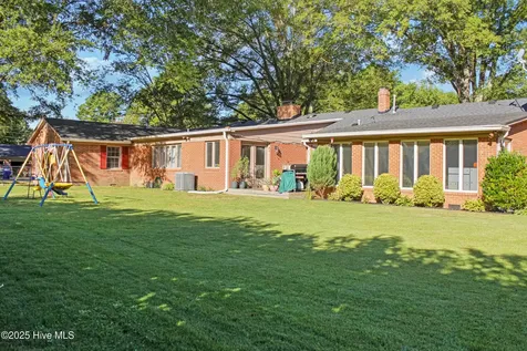 321 Circle Drive Ahoskie NC 27910