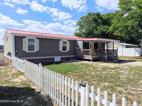 1984 River Street SW Supply NC 28462