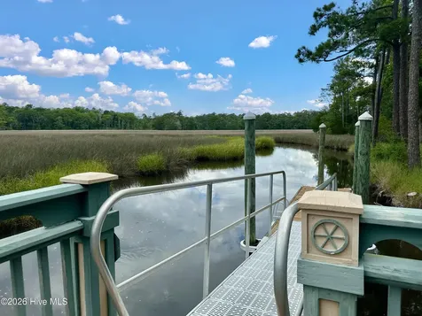 585 Elorriga Drive SE Bolivia NC 28422