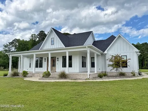 37 Wild Turkey Lane Minnesott Beach NC 28510