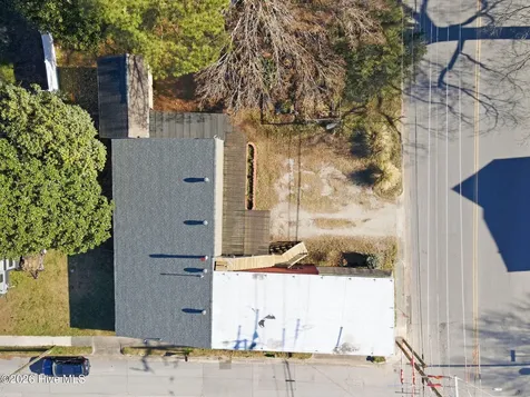 201 N Wilmington Street Richlands NC 28574