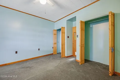201 N Wilmington Street Richlands NC 28574