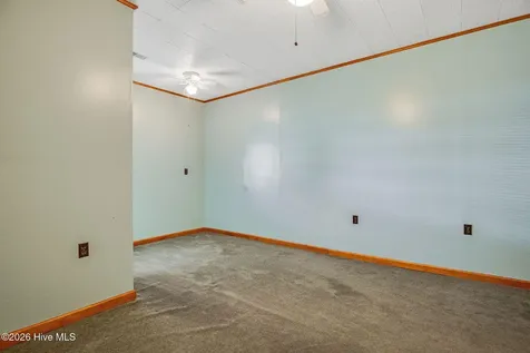 201 N Wilmington Street Richlands NC 28574