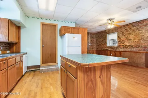201 N Wilmington Street Richlands NC 28574