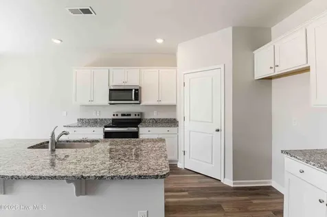 321 Merchant Point Boulevard Jacksonville NC 28546
