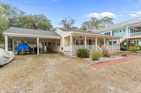 127 NW 18th Street Oak Island NC 28465