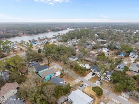 127 NW 18th Street Oak Island NC 28465