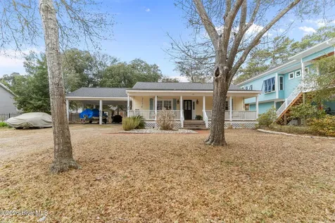 127 NW 18th Street Oak Island NC 28465