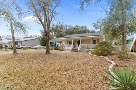 127 NW 18th Street Oak Island NC 28465
