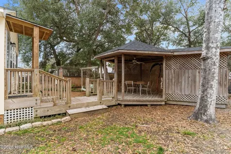 127 NW 18th Street Oak Island NC 28465