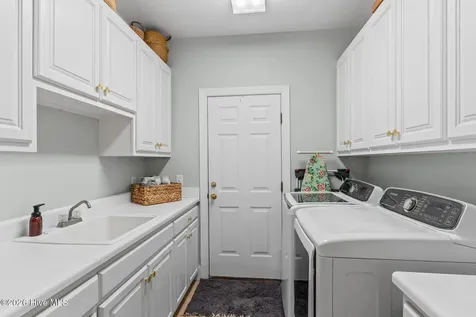 1401 Avenel Drive Wilmington NC 28411