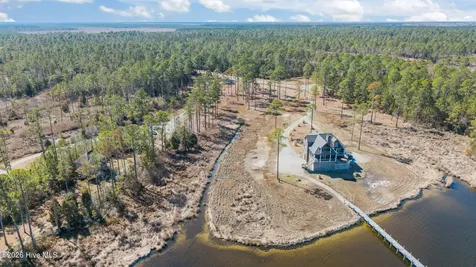 103 Inverness Point Aurora NC 27806