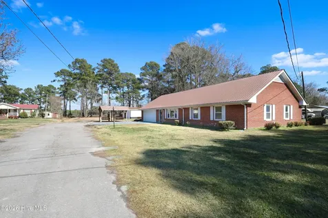 580 Koonce Fork Road Richlands NC 28574