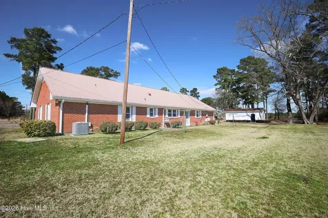 580 Koonce Fork Road Richlands NC 28574