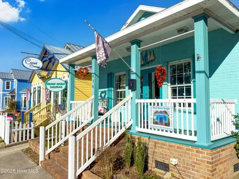 414 N Howe Street Southport NC 28461