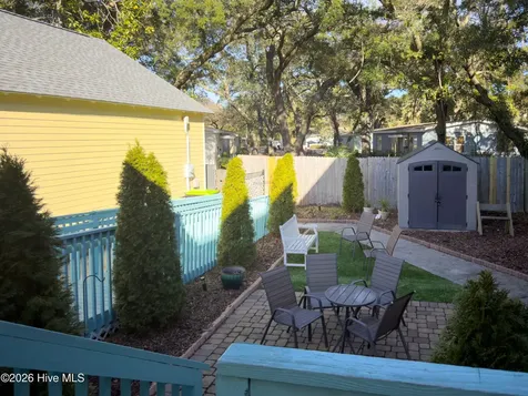 414 N Howe Street Southport NC 28461