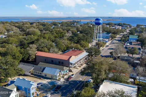 414 N Howe Street Southport NC 28461