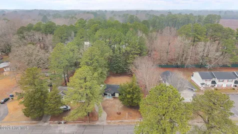 1008 Elm Street Tarboro NC 27886