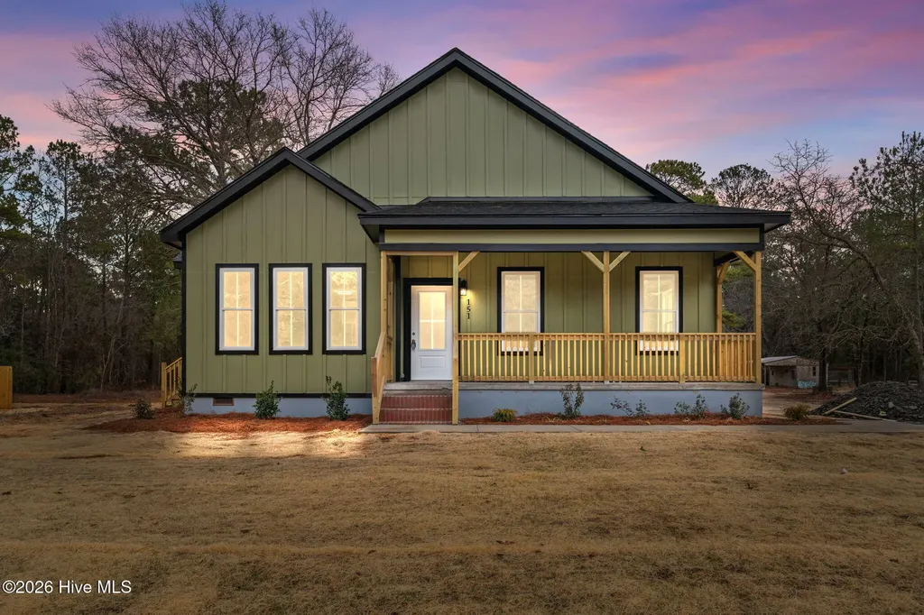 151 Creek Bend Drive Vass NC 28394