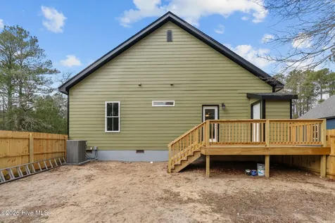 151 Creek Bend Drive Vass NC 28394