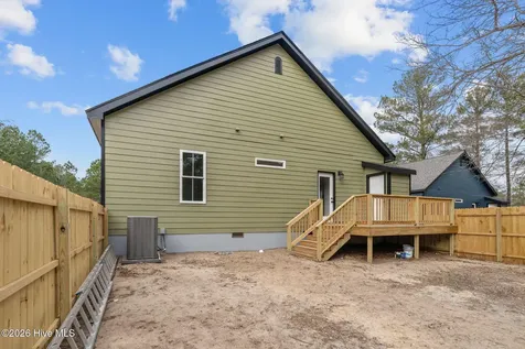 151 Creek Bend Drive Vass NC 28394