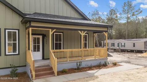 151 Creek Bend Drive Vass NC 28394