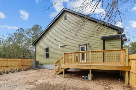 151 Creek Bend Drive Vass NC 28394