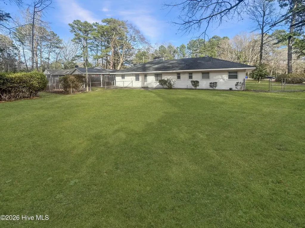 2610 Evans Street Greenville NC 27834