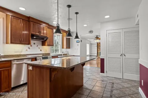 201 Sycamore Drive Beaufort NC 28516