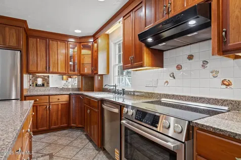 201 Sycamore Drive Beaufort NC 28516
