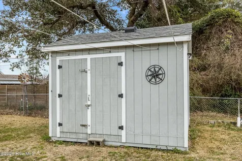 201 Sycamore Drive Beaufort NC 28516