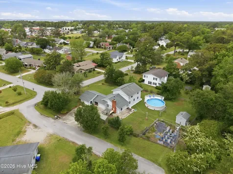 201 Sycamore Drive Beaufort NC 28516