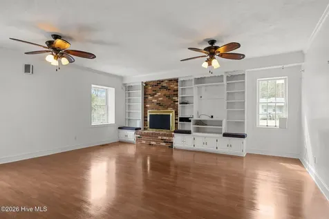 201 Sycamore Drive Beaufort NC 28516