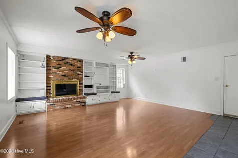 201 Sycamore Drive Beaufort NC 28516