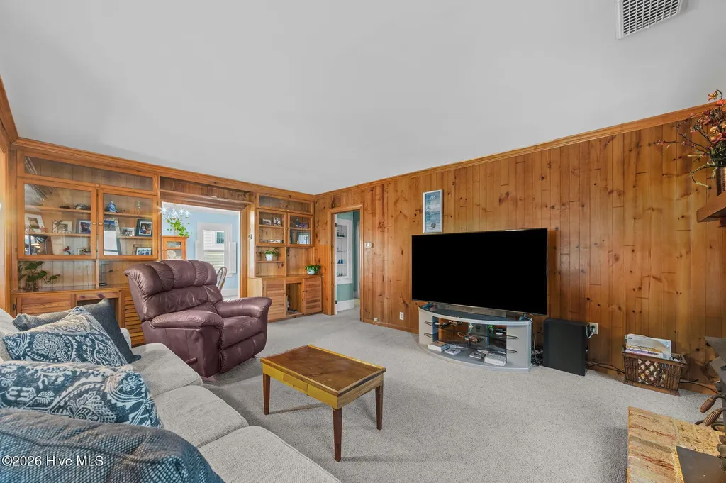 226 Shady Banks Beach Road Washington NC 27889