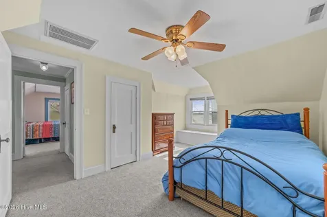 226 Shady Banks Beach Road Washington NC 27889