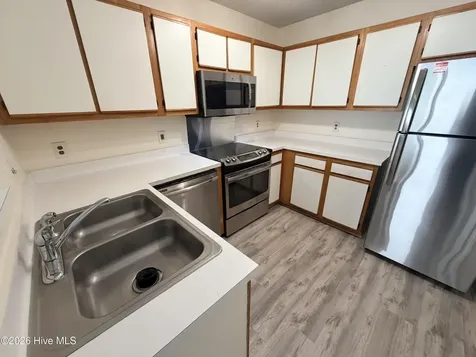 1254 Shipyard Boulevard Wilmington NC 28412