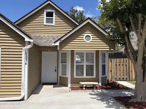 1254 Shipyard Boulevard Wilmington NC 28412