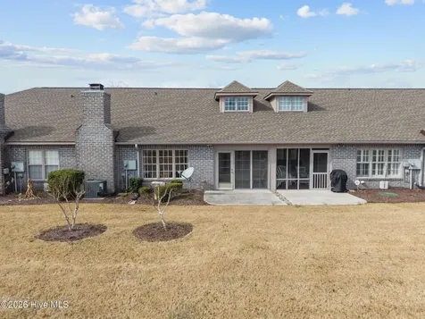 502B Castle Bay Drive Hampstead NC 28443