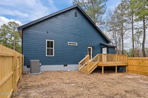147 Creek Bend Drive Vass NC 28394