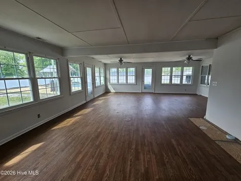 309 Fairfax Street Clinton NC 28328