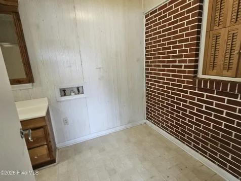 309 Fairfax Street Clinton NC 28328