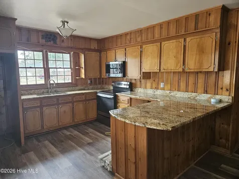 309 Fairfax Street Clinton NC 28328