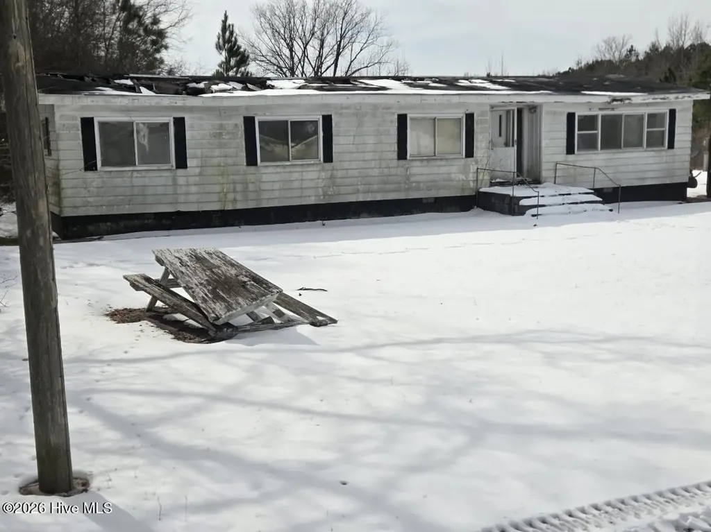 101 Esterville Road Elizabethtown NC 28337